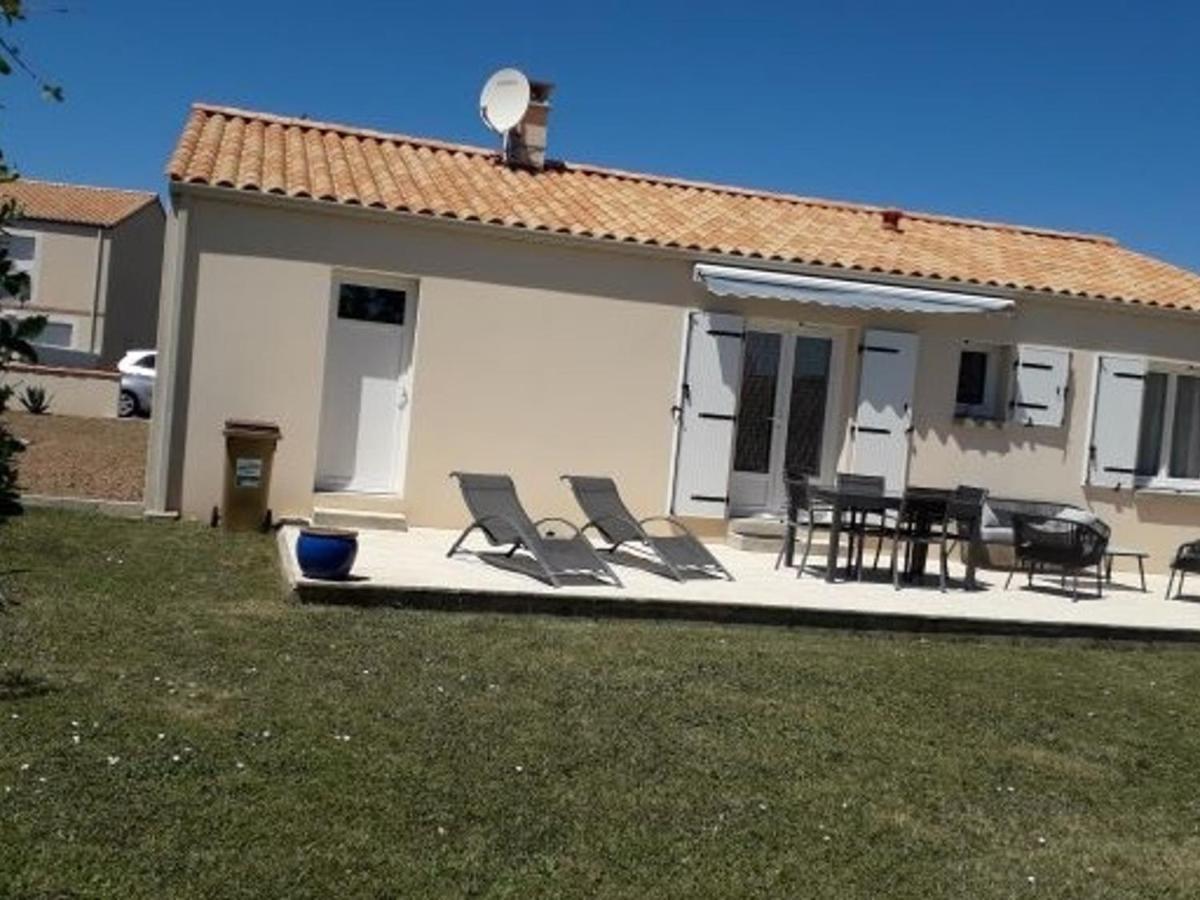 Maison Recente 5 Pers, Proche Mer Et Bourg, Jardin, Barbecue, Wifi, Animaux Sur Demande - Fr-1-476-165 Grues Eksteriør billede